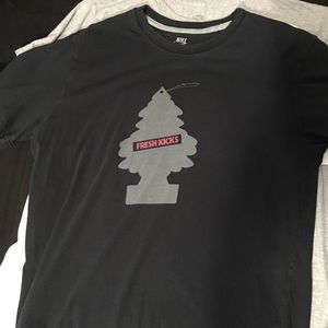 Preowned Nike “Fresh Kicks” tee large